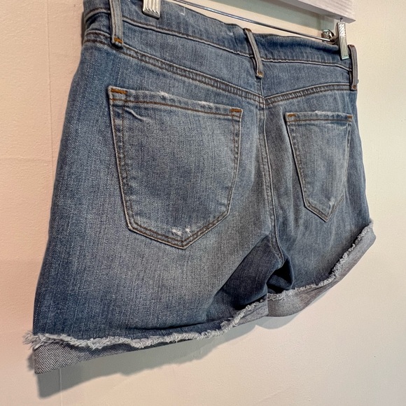Loft, Denim shorts. Size 0/25 - Picture 4 of 6